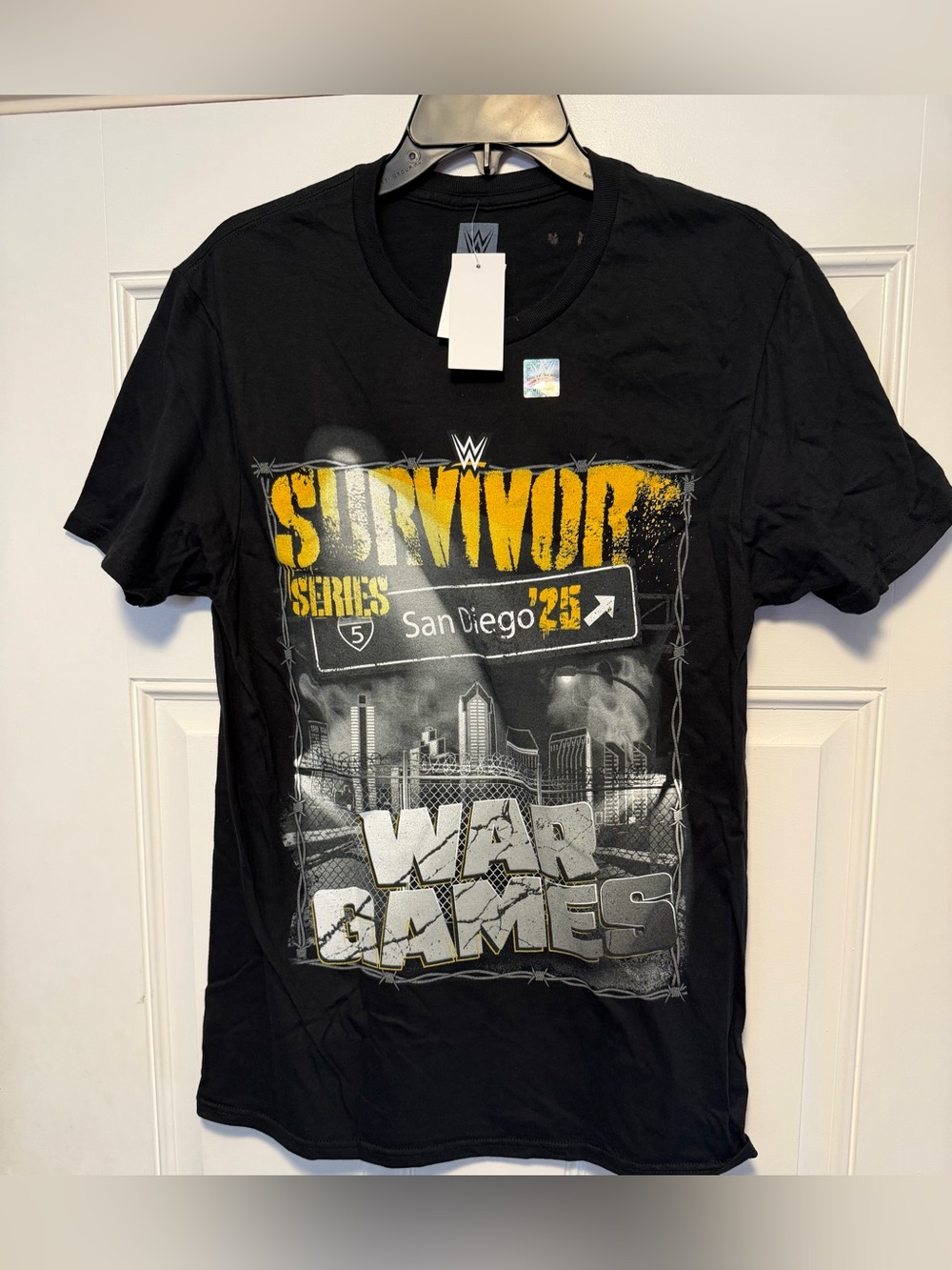 WWE men’s med survivor series Tshirt- nwt